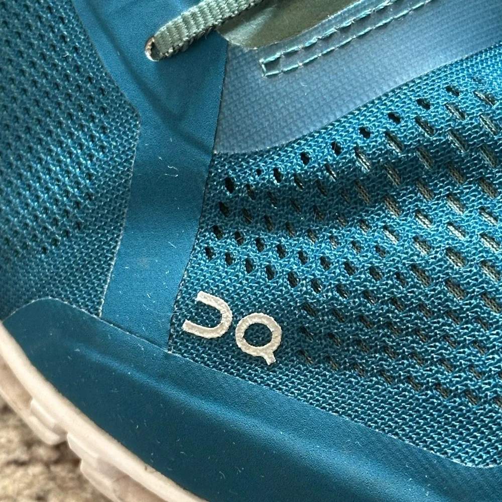On Running Men's Teal and Green Cloudflow Running Sneakers